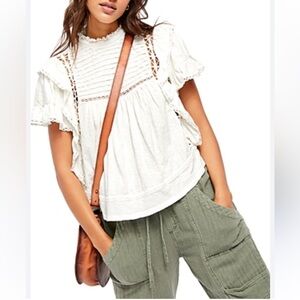 Free People Le Femme T-Shirt Pintuck Lace Ruffle White Round Neck Blouse Top XS